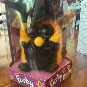 1999 Special LE Witch Hat Furby Black Orange Tiger